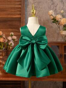 可爱女婴休闲简约梭织纯绿色圆领无袖后背可拆卸立体蝴蝶结连衣裙 适合生日派对、晚会、演出、婚礼、洗礼、开幕式 适合婴儿服装女婴，女婴连衣裙，母女搭配连衣裙，婴儿蝴蝶结，连衣裙女婴日常 适合上学 适合旅行 适合秋冬季节 - 綠色 - 查看 2