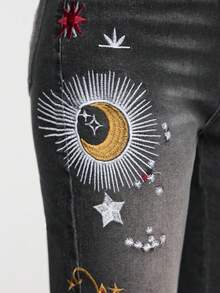 ROMWE EDITION Women's Halloween Moon & Star Embroidered Mysterious Denim Jeans - Black - View 4