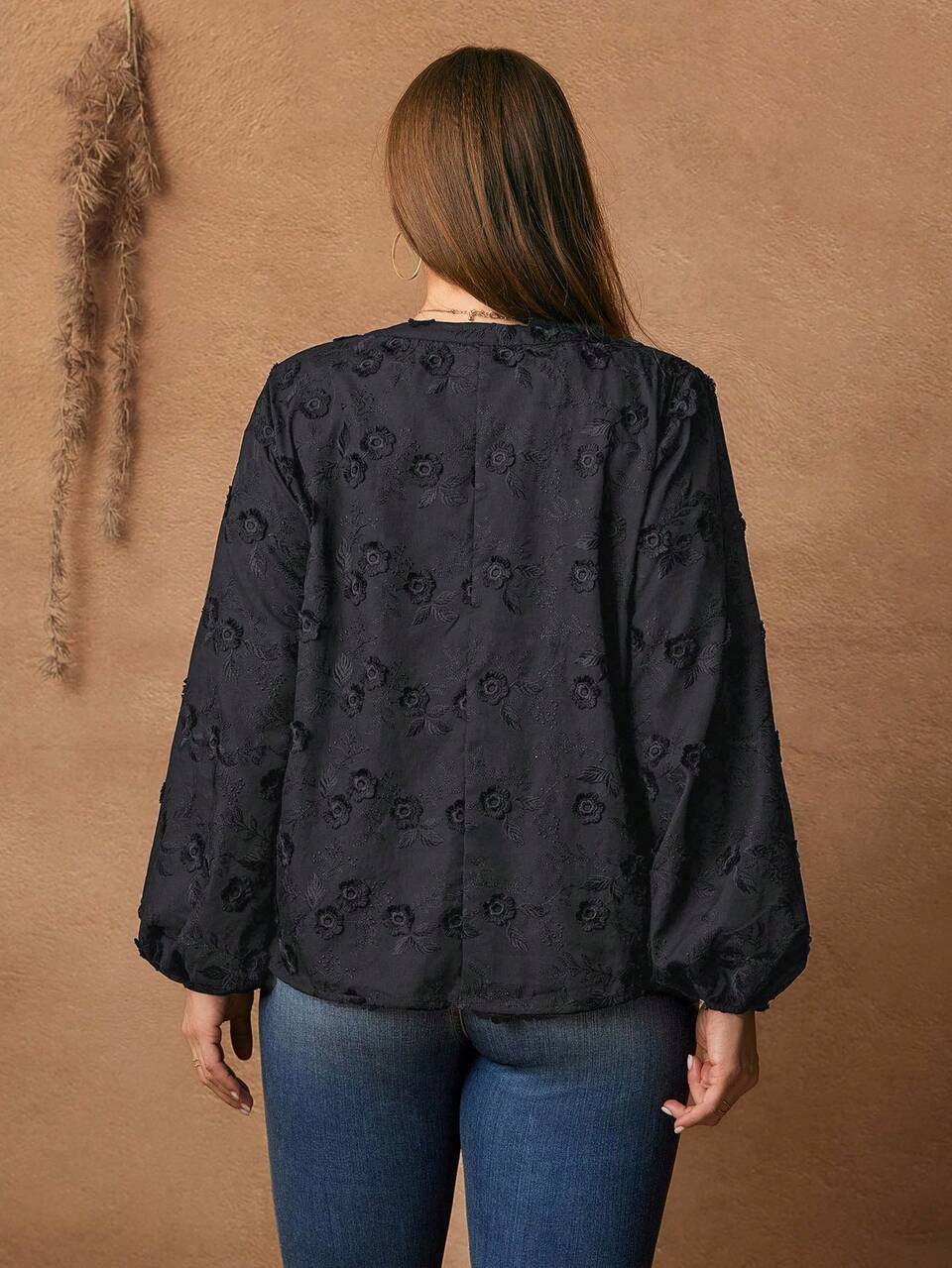 Plus Size Floral Embroidery Casual Vacation Shirt,Black Tops, Winter Clothes For Women, Christmas,Black Tops,Plus Size Winter Clothes Elegant Casual