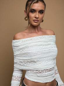 SHEIN BAE Women's Simple And Elegant White Solid Color Perspective Texture Lace Off-Shoulder Slim-Fit Long-Sleeved Top, Lace Top, Brunch Top, Elegant Top, Date, Going Out,Business Casual Woman - White - View 4