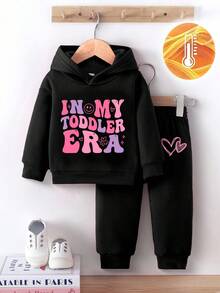 2 件套女婴套装，时尚简约彩色趣味字母印花连帽长袖羊毛衫和羊毛裤，适合秋冬季外出