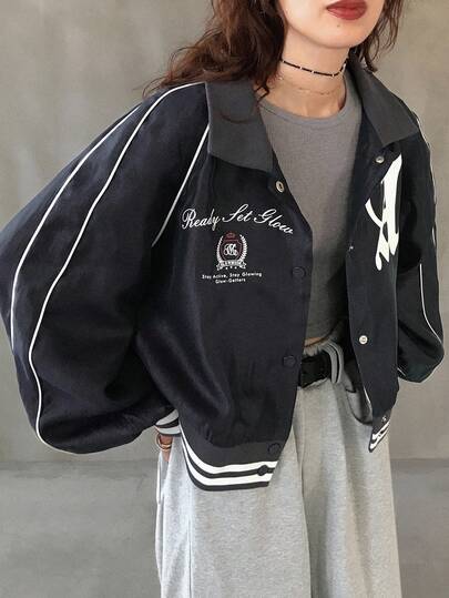 FRIFUL 女式常规领口正面图案字母撞色印花侧条纹装饰宽松短款棒球夹克，哥特式万圣节秋冬服装