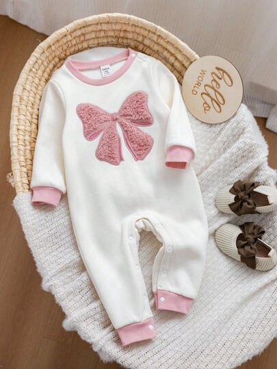 SHEIN Newborn Baby Girl Cute Bow Decor Long Sleeve Thick Fleece Jumpsuit, Autumn/Winter