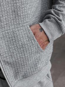 Manfinity CasualCool Ropa casual esencial para hombres, tela con textura y patrón cruzado, gran regalo para novio o esposo, sudadera con capucha con cremallera de punto de gofre gris para hombres, sudadera con capucha con cremallera, ropa de otoño para exteriores para hombres, ropa de hombre para otoño 2025 - Gris Claro - Ver 4