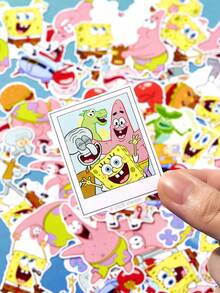 متعدد الألوان