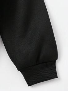 SHEIN GraphicGems 2pcs/Set Young Boy Fashion Spider Print Hooded Fleece Sweatshirt & Fleece Sweatpants Set, Suitable For Outings In Autumn/Winter, Halloween Spider Print Sweatshirt Set With Red Sweatshirt And Black Sweatpants Fall - Multicolor - View 7