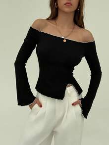 Aloruh 优雅露肩喇叭袖白色撞色修身套头长袖 T 恤 - 黑色 - 查看 2