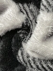 EMERY ROSE Elegant & Chic Reversible Plaid Fleece Zip-Up Jacket For Women, Autumn/Winter