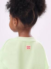 SUMWON Boxy Fit Girls Butterfly Logo Two Piece Co-Ord Set Mint Green Cargo Joggers Sweatshirt Set Casual Streetwear Spring Fall Fashion Set - Green - View 4