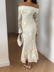 Serisse 女式露肩网眼花卉提花修身优雅中长连衣裙 - 杏色 - 查看 6