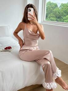 Aloruh A Sophisticated And Fashionable Autumn Halloween Pink Satin-Spun Layered Lace Pajama Set With A Lady-Style Lace Design - Champagne - View 3