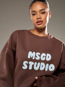 MISSGUIDED Oversized Crew Neck Long Sleeve Pullover Sweatshirt With MSGD Print For Casual Everyday Comfort - Coffee Brown - View 3