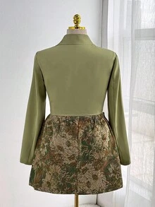 Flirla Áo đi chơi thanh lịch, chân váy ngắn, áo khoác blazer buộc dây thời trang, áo cánh ôm vừa vặn thời trang + chân váy chữ A họa tiết hoa hướng dương cổ điển, bộ trang phục hai món - Nhiều màu - Xem 2