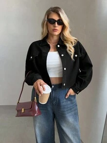 SHEIN Essnce 大碼落肩袖翻蓋細節短款牛仔夾克 - 黑色 - 查看 1