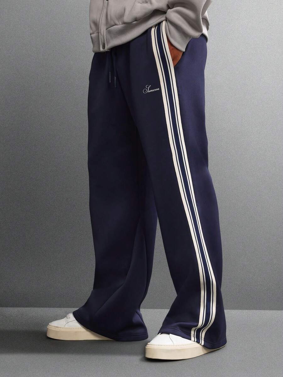 SUMWON 喇叭形慢跑裤，侧边饰带细节，优质冬季休闲服，舒适阔腿街头风长裤，饰有品牌标志设计，纯色 - 寶藍色 - 查看 1