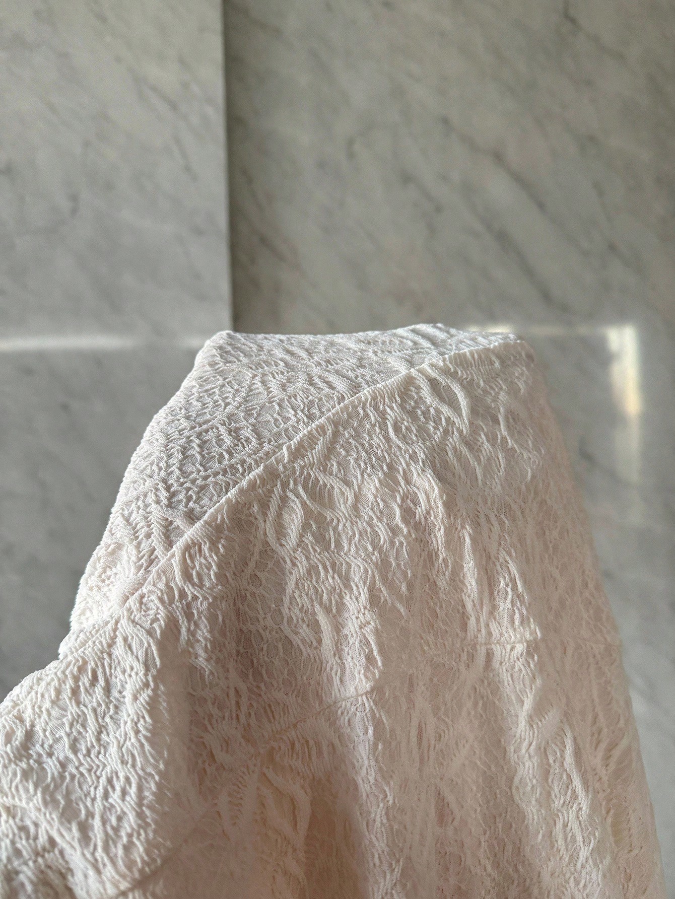 Feyla فستان أنيق وأنثوي للنساء بأكمام طويلة مزين ب...