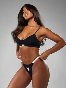 Missguided x Playboy 复古兔子印花高腰丁字裤比基尼三角裤，配撞色白色松紧带棉混纺内衣日常舒适无缝女士下装 - 黑與白 - 查看 5