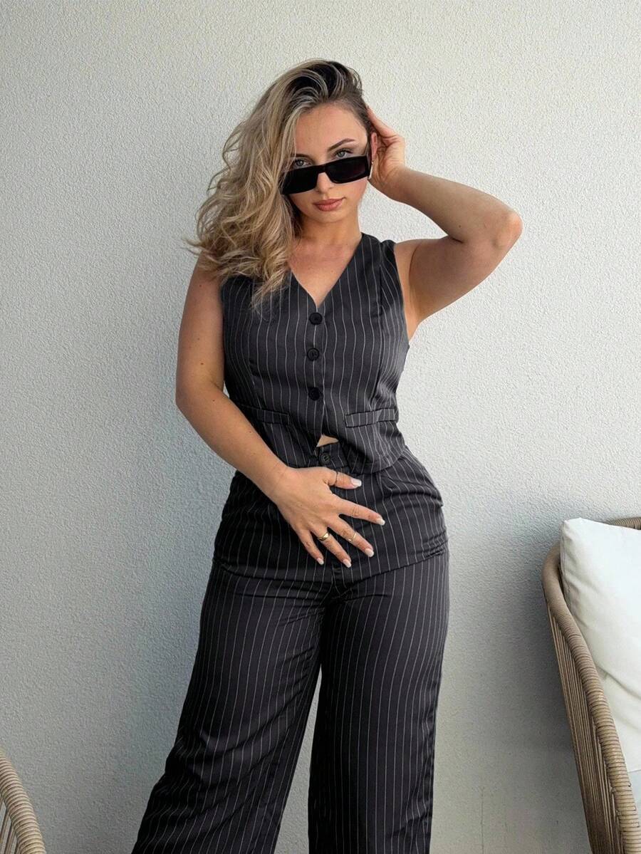 Jeta Ari 女式休闲条纹西装背心和西装裤套装 - 黑色 - 查看 1