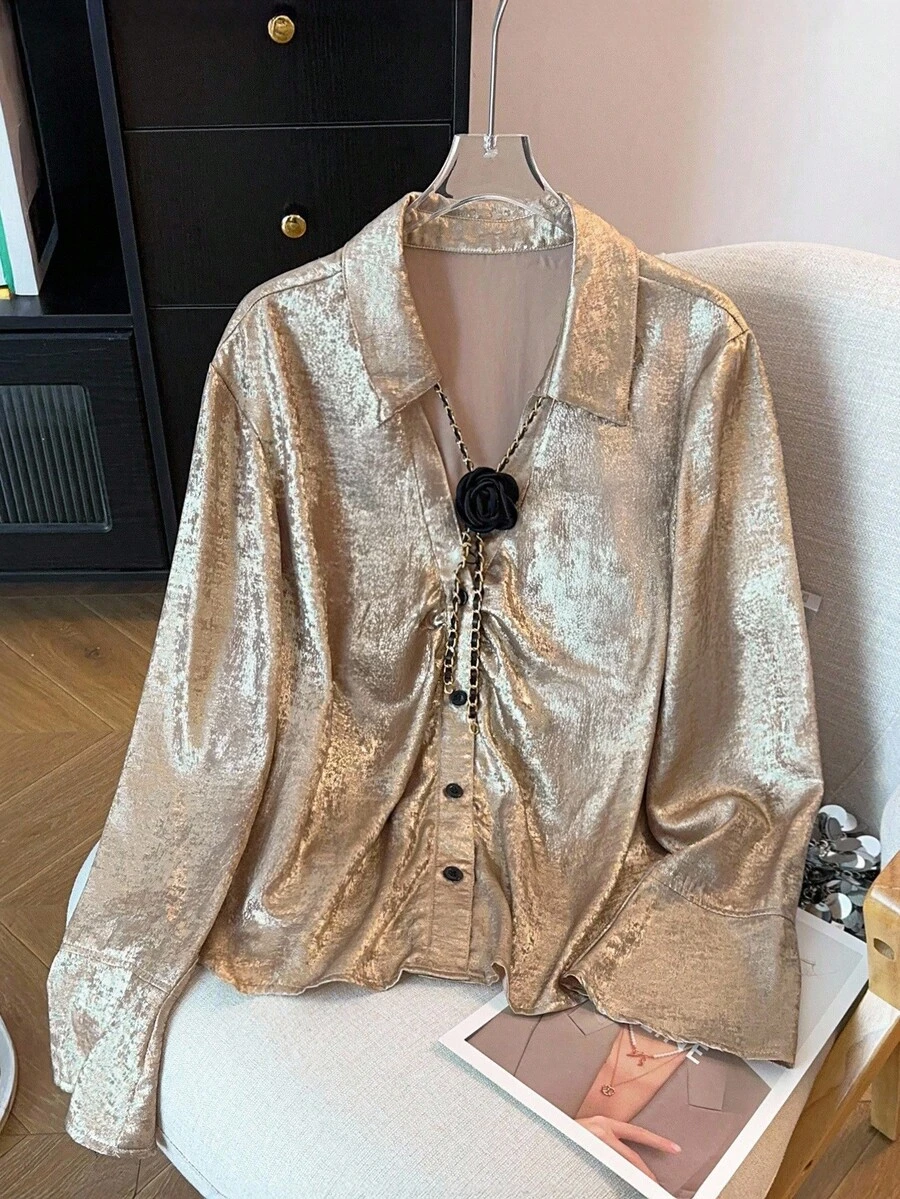 GlowEve CURVE 大码女式优雅通勤金属链和花卉装饰衬衫 - 金色 - 查看 1