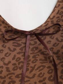 Sweetra Y2K Bowknot Plunging V-Neck Leopard Print Slim Fit Knitted Sweater For Women - Multicolor - View 5