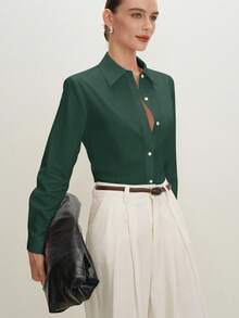 BizChic Áo sơ mi nữ màu xanh lá cây cổ ve cài cúc phía trước, kiểu dáng hiện đại, thanh lịch, phù hợp cho công sở, đi làm hàng ngày, mang phong cách lãng mạn thập niên 90, thích hợp cho Giáng sinh, Năm mới, Tiệc Valentine, đi biển, Lễ tốt nghiệp, thời trang, thường ngày, lãng mạn, phù hợp cho khách dự đám cưới, chủ nhà, hẹn hò, tiệc tùng, hòa nhạc, bữa ăn sáng muộn, sân bay, nhiều dịp khác nhau. - Màu xanh lá cây đậm - Xem 4