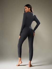 Missguided x Playboy Christmas Ribbed Long Sleeve Crop Top With High Waisted Leggings - Navy Blue - View 2