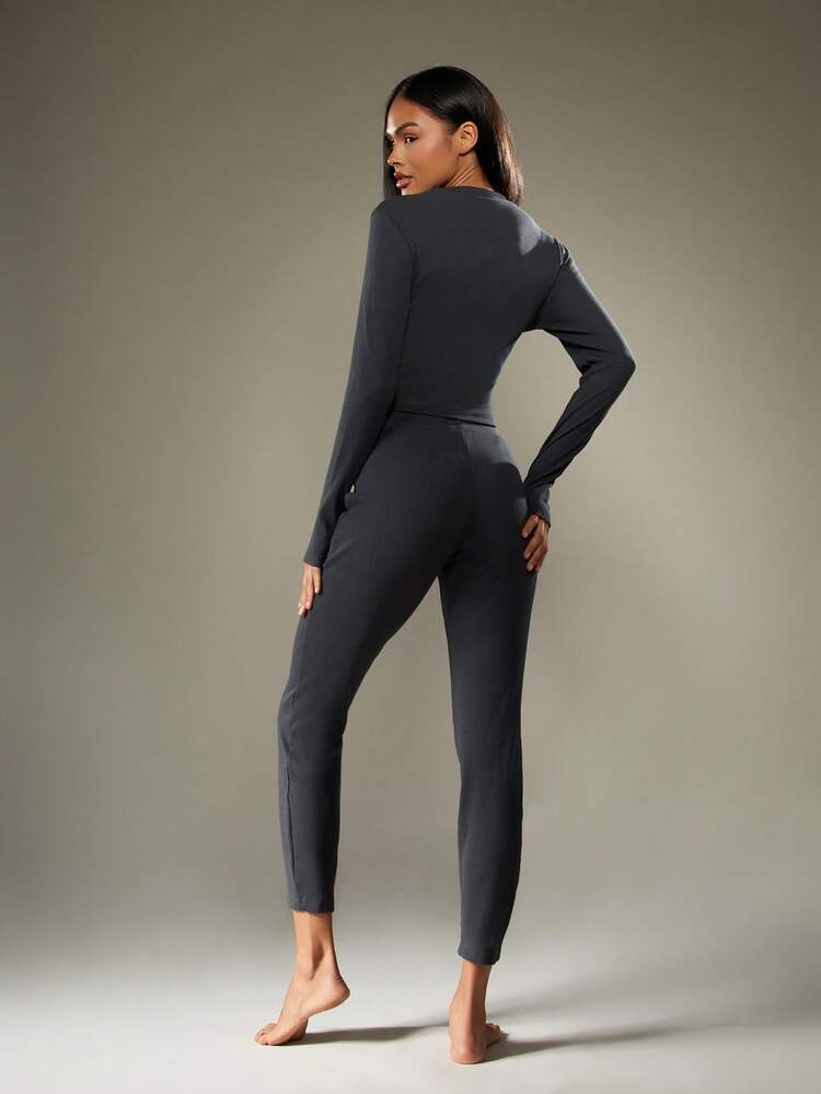 Missguided x Playboy Top corto de manga larga acanalado y leggings de cintura alta para Navidad