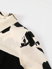 SHEIN Clasi Bộ 2 món Áo thun tay ngắn in họa tiết chắp vá cho nữ và quần dài, mùa hè - Nhiều màu - Xem 6