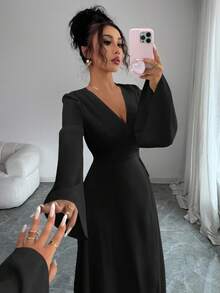 Elenzga 女式长款喇叭袖开叉设计杏色连衣裙 - 黑色 - 查看 4