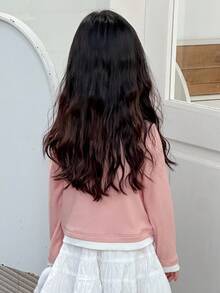 Dazy Kids Tricou pentru fete tinere, cu guler rotund, tricotat, cu broderie cu litere, în culori contrastante, toamnă