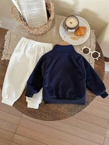SHEIN Bộ đồ thể thao thường ngày 2 món cho bé trai/bé gái, áo khoác và quần dài có khóa kéo in họa tiết chữ dáng rộng, thích hợp cho các buổi đi chơi, đi học, tụ tập, trang phục thu/đông trở lại trường, chất liệu nỉ, dày dặn - Nhiều màu - Xem 2