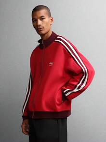 SUMWON Klassische Trainingsjacke mit Retro-Streifendetail, geripptem Kragen, durchgehendem Reißverschluss, athletischem Collegejacken-Stil, Herbst-Winter-Essentiell, lässige Oberbekleidung - Rot - Übersicht 1
