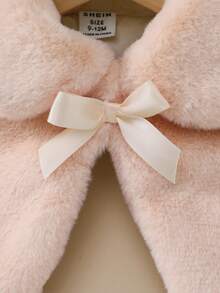 SHEIN Elladie kids 女婴秋冬新款白色蓬松保暖内衬休闲优雅外套斗篷 - 米色 - 查看 5