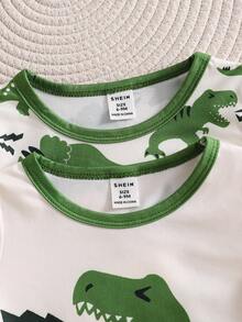 SHEIN 2 peças/Conjunto Camiseta de Manga Longa com Gola Redonda e Estampa de Dinossauro Contraste, Casual e Fofa, Adequada para Uso Diário, Roupas de Outono para Crianças
