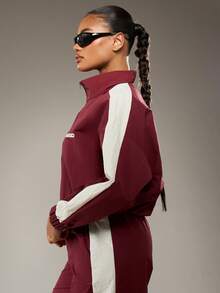 MISSGUIDED Half Zip Track Jacket With Contrast Panel Details For Casual Streetwear Christmas
