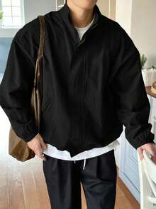 DAZY Chaqueta casual de hombre con cremallera y cuello alto en unicolor, estilo de moda callejera, otoño, grunge - Negro - Ver 1