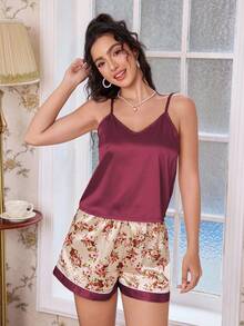 SHEIN Solid Color Camisole & Floral Print Shorts Pajama Set - Multicolor - View 4
