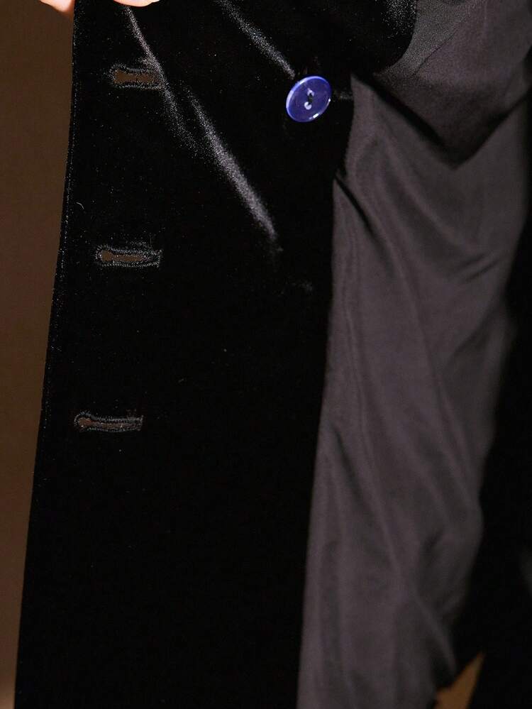 DOUBLE BREASTED STRUCTURED BLAZER