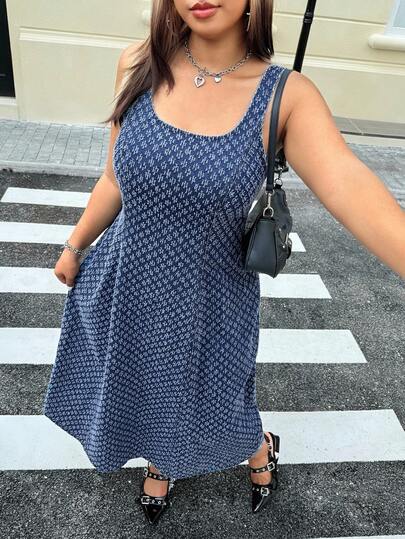 SHEIN ICON Plus Size Women Sleeveless Textured Denim Dress