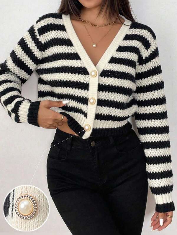 Zielony New European And American Blogger Style Elegant Temperament Fashionable Exquisite Pearl Button Black And White Contrast Stripes Three-Dimensional Stripes V-Neck Long-Sleeved Back To School Season Student Autumn Commuter Cardigan Loose Versatile Sweater CardiganWomen's Autumn Clothingautumn Fall Clothes For Women Fall Autumn Clothes Fall Outfits For Women Autumn Outfits For Women Fall Clothes Autumn Women  Fall Women Clothes Autumn Clothing Elegant Fashionable Casual Commuting Business Office Daily Leisure All-Match Temperament Urban Teacher Professional Attire