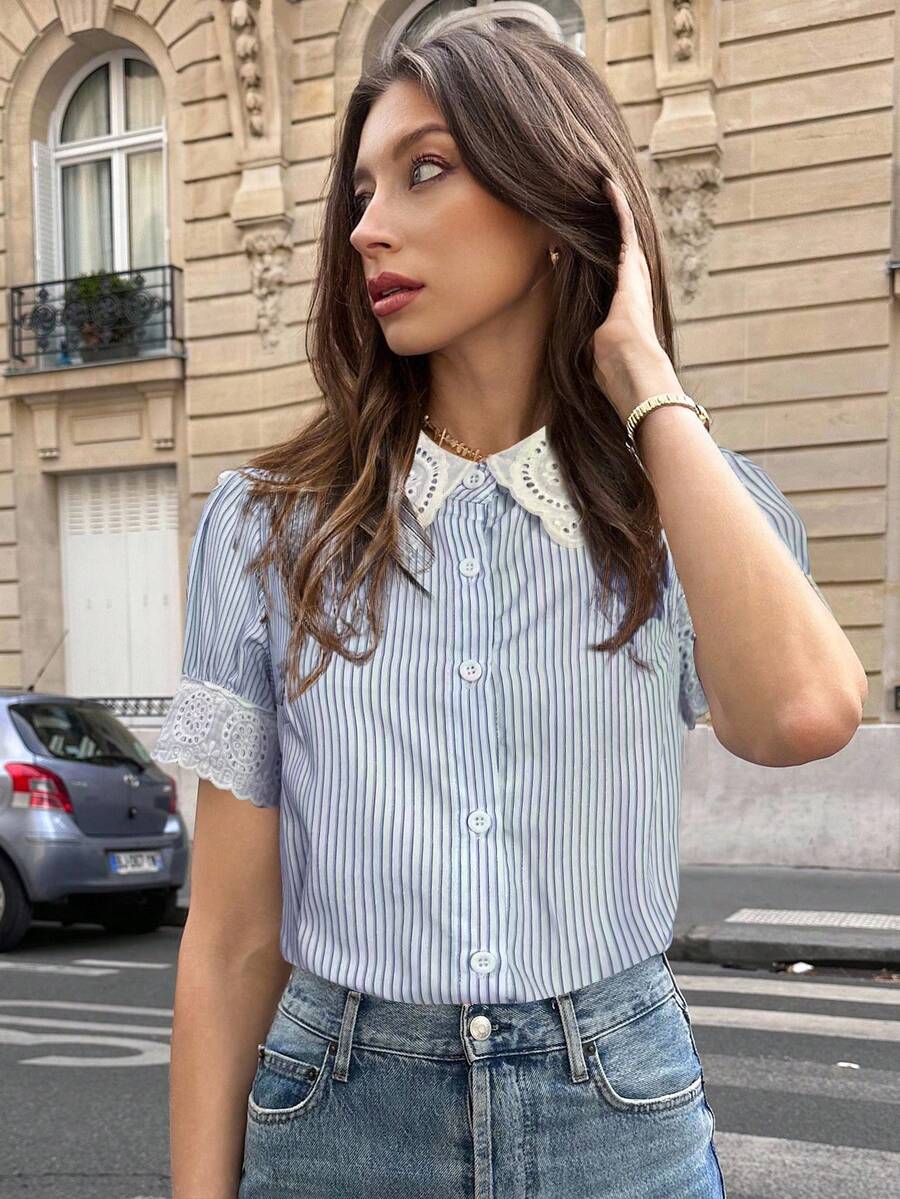 Chiquease 女士优雅镂空蕾丝拼布短袖蓝色条纹拼布衬衫，夏季 - 白色 - 查看 1