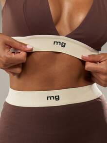 MISSGUIDED Reggiseno sportivo con scollo a V profondo, fascia elastica ad alto supporto, top per allenamento fitness yoga, reggiseno sportivo con schiena incrociata, abbigliamento sportivo per attività fisica - Caffè Marrone - Visualizzare 3