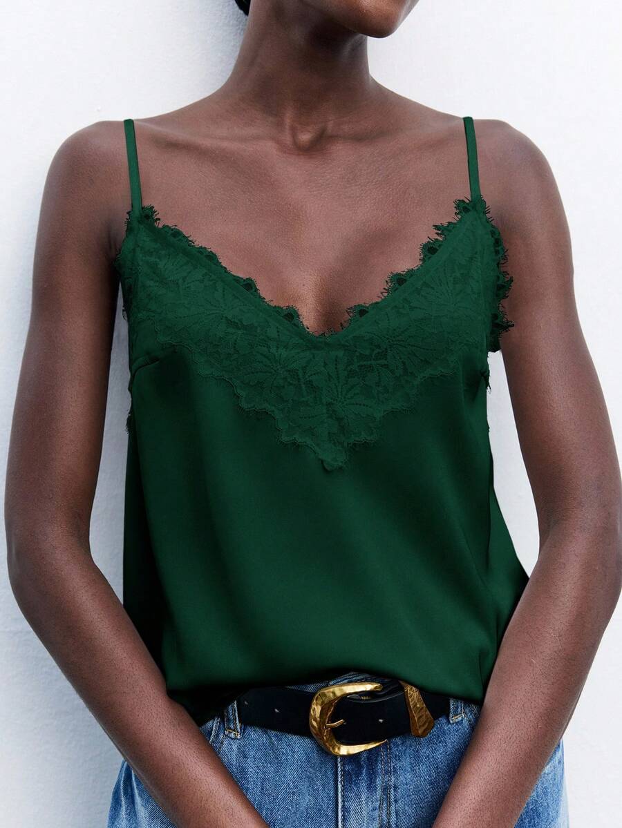 Maija Damski, kontrastowy, koronkowy, regulowany top na cienkich ramiączkach, elegancki, romantyczny, szykowny, wygodny, swobodny, odpowiedni do pracy, na wakacje, Boże Narodzenie, imprezę halloweenową, ciemnozielony top, zielony top, damski, zielony top na lato, szmaragdowozielony top, ekskluzywny, elegancki, staromodny strój na rejs dla gości weselnych