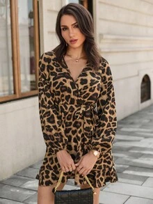 EMERY ROSE Vestido con cinturón con estampado de leopardo de manga farol bajo con fruncido - Multicolor - Ver 6