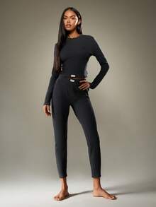 Missguided x Playboy Christmas Ribbed Long Sleeve Crop Top With High Waisted Leggings - Navy Blue - View 6