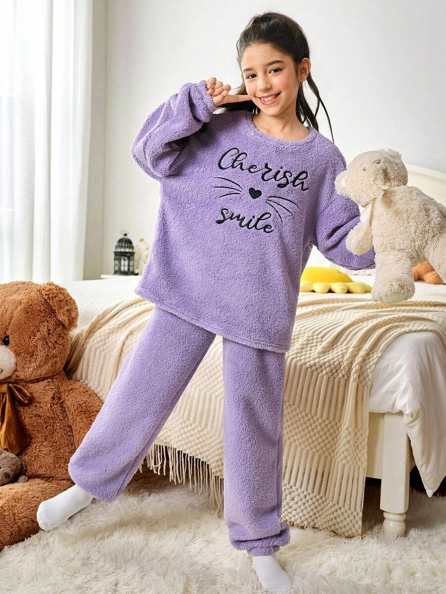 SHEIN 少女休闲保暖珊瑚绒可爱卡通猫刺绣宽松圆领长袖上衣和配套系带裤睡衣套装，秋冬季少女睡衣柔软舒适睡衣套装 - 淡紫色 - 查看 1