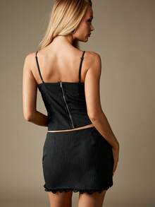 MISSGUIDED 细条纹蕾丝边套装细肩带短款上衣迷你裙两件套晚会俱乐部服装优雅夏秋时尚套装 - 深灰色 - 查看 2