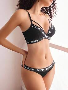 EasyFave Women Simple Heart & Letter Pattern Underwear Set For Everyday Wear Casual Without Padding - Black - View 5