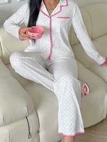 SHEIN Teen Girls Pajamas Cute Heart Contrast Trim Collar Girl Pajama Set Pajamas For Teens Heart Print Pajamas Girls Pajama Set Teen Girl Pajamas Lounge Set Fall Winter