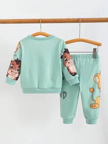SHEIN Playful Pals 嬰幼兒男童獅子與犀牛印花套裝 薄荷綠 秋冬可愛親子款舒適不對稱拼接秋冬套裝 - 彩色 - 查看 2